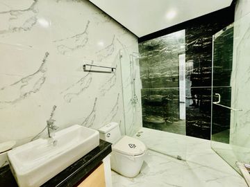 7 Bedroom Corner House and Lot for Sale with Pool in Multinational Village, Parañaque City