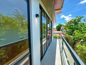 Stunning 5 Bedroom 2 Storey House and Lot for Sale with Pool in BF Homes, Parañaque City