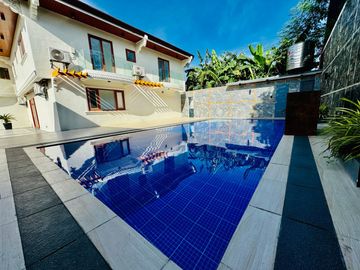 Well Maintained 7 Bedroom Corner House and Lot for Sale in Multinational Village, Parañaque City