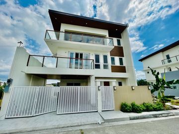 Muji Inspired Brand New House & Lot for Sale in Greenwoods Executive Village