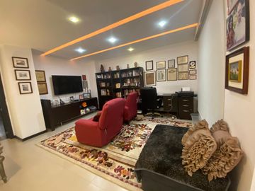 Departamento de venta de 2 dormitorios en Cumbayá Quito Ecuador