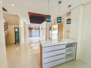 Prime location, perfect home – Discover this stunning single detached house in Sun Valley, Parañaque!