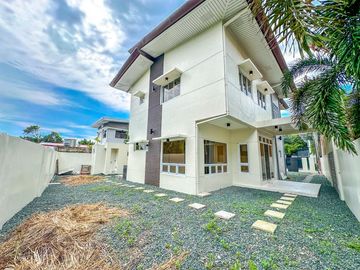 Prime location, perfect home – Discover this stunning single detached house in Sun Valley, Parañaque!
