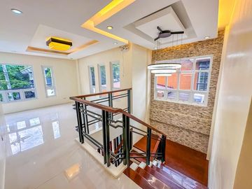 Prime location, perfect home – Discover this stunning single detached house in Sun Valley, Parañaque!