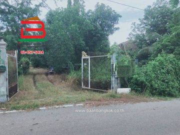 ที่ดินพร้อมบ้าน ซอยสนามกอล์ฟ อัลไพน์ กอล์ฟคลับ (คลอง5) เนื้อที่ 29-0-11.5 ไร่ ถนนปท.3010 อ.คลองหลวง จ.ปทุมธานี