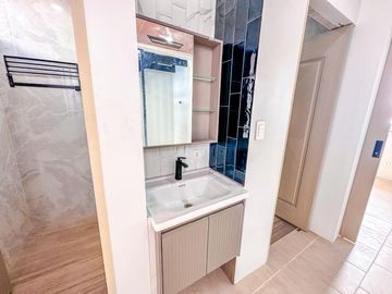 Alluring 3 Storey Townhouse For Sale in Better Living Paranaque City