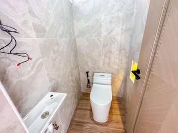 Alluring 3 Storey Townhouse For Sale in Better Living Paranaque City
