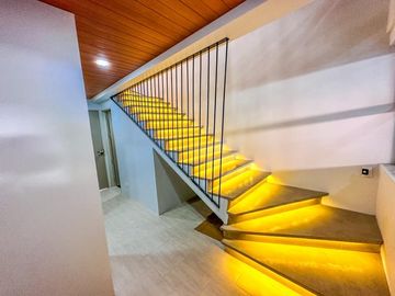 Alluring 3 Storey Townhouse For Sale in Better Living Paranaque City