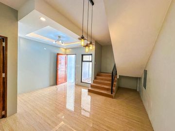 Elegantly Finished 2 Storey Modern Townhouse For Sale in Molino Bacoor Cavite