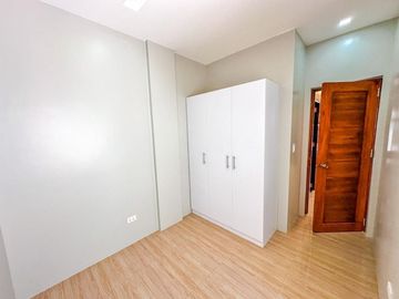 Elegantly Finished 2 Storey Modern Townhouse For Sale in Molino Bacoor Cavite