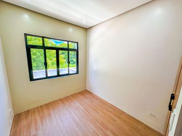 Elegantly Finished 2 Storey Modern Townhouse For Sale in Molino Bacoor Cavite