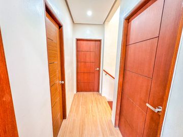 Elegantly Finished 2 Storey Modern Townhouse For Sale in Molino Bacoor Cavite