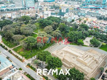 Amplia Casa De 2 Pisos En Venta | Santa Catalina