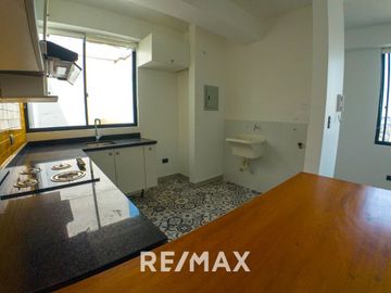 Departamento En Estreno En Edificio Con Acceso Directo A Parque Interno | Barrio Médico