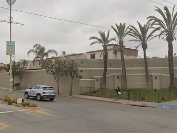 Casa en PRIVADA QUINTA DEL CEDRO en VENTA con 3 Recamaras, 2 Estacionamientos y 2 Baños