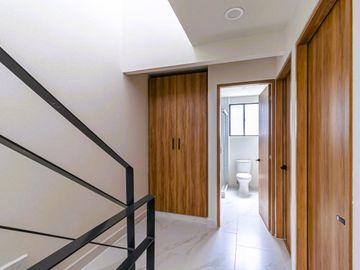 CASA AL SUR DE CUERNAVACA EN VENTA CON ALBERCA Y CANCHA DE PADEL