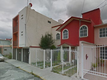 Casa En Remate Perfecta Para Inversión O Vivienda Av Del Roble 186, Villas Del Álamo, 42184 El Álamo, Hgo.