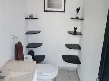 SE VENDE CASA EN Residencial El Ciprés, Camino Real a Momoxpan, Cerrada de la Carcaña, Cholula de Rivadavia, Puebla, México