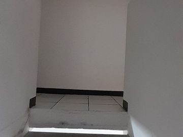 CASA EN VENTA  DE 3 RECAMARAS COLONIA SANTA CATARINA A 6 MIN DE LA 24 SUR Y PERIFERICO