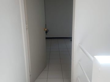 CASA EN VENTA  DE 3 RECAMARAS COLONIA SANTA CATARINA A 6 MIN DE LA 24 SUR Y PERIFERICO
