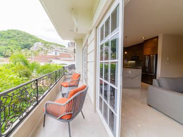 Departamento de 2 recamaras en venta en condominio Palacio Huatulco en la zona hotelera Tangolunda, Huatulco, Oaxaca, México