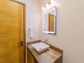 Departamento de 2 recamaras en venta en condominio Palacio Huatulco en la zona hotelera Tangolunda, Huatulco, Oaxaca, México