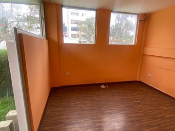 Venta de casa en Quito - Sector Mena del Hierro
