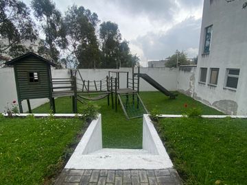 Venta de casa en Quito - Sector Mena del Hierro