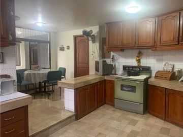 Se Vende amplia casa en Ciudadela los Alamos