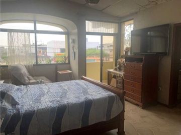 Se Vende amplia casa en Ciudadela los Alamos