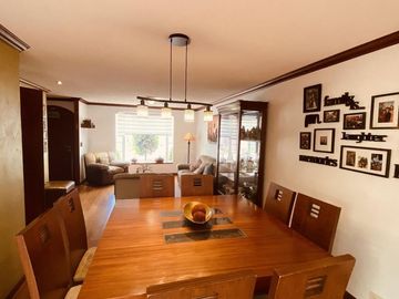 Venta de Casa Esquinera  de 3 Dormitorios dentro del Conjunto Residencial Boston Gardens en Urbanización Balcón Del Norte