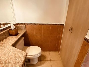 Venta de Casa Esquinera  de 3 Dormitorios dentro del Conjunto Residencial Boston Gardens en Urbanización Balcón Del Norte