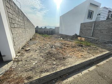 EN VENTA DE OPORTUNIDAD TERRENO URBANIZADO EN CIUDAD DEL NORTE PORTOVIEJO