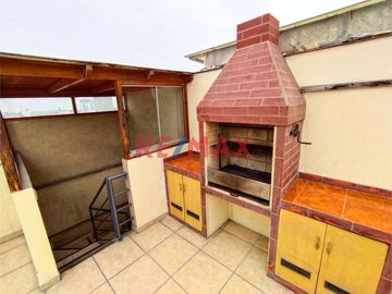 Se Vende Acogedor Duplex C/Estacionamiento En Calle Tranquila, Urb. Los Gladiolos Pueblo Libre