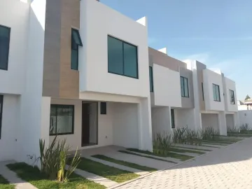 CASA EN VENTA COLONIA BUGAMBILIAS PUEBLA