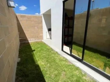 CASAS EN VENTA EXCELENTE UBICACION ZONA C.U BUAP  VALSEQUILLO