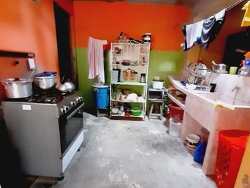 Venta Casa Frente Al Instituto Seoane A Pocas Cuadras De La Estacion Bayobar Del Tren Electrico