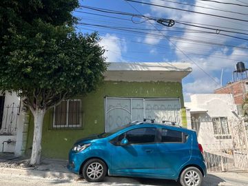 OPORTUNIDAD DE CASA EN VENTA DE UNA PLANTA EN COL. VIBAR. LEÓN, GUANAJUATO