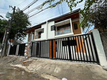 Newly Built Modern Duplex House and Lot For Sale In BF Resort Village Las Piñas City