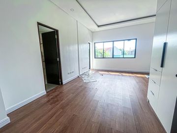 Brand New 2 Storey Modern Design House and Lot For Sale In Bf Resort Village Las pinas City