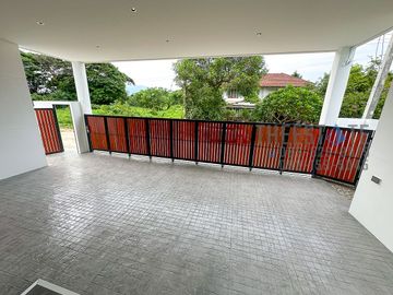 New Modern 4 Bed House with Private Pool in Pa Daet Chiang Mai for Sale
