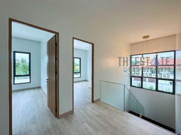 New Modern 4 Bed House with Private Pool in Pa Daet Chiang Mai for Sale
