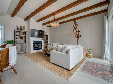 Casa moderna con vista al mar y cerca de la Playa en Villas Punta Piedra, Ensenada