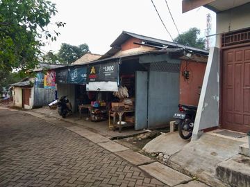 Dijual Rumah Kontrakan di Lengkong Gudang Tangerang Selatan depan Giri loka 3 samping sekolah al Azhar BSD City Lokasi Strategis Harga Murah