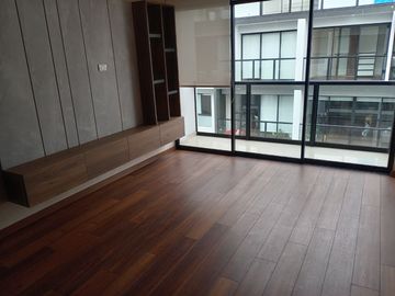 VENTA DE DUPLEX DE ESTRENO, 6TO PISO, 142.75 M2, 3 DORMITORIOS, 3 BAÑOS, TERRAZA, CO-WORKING