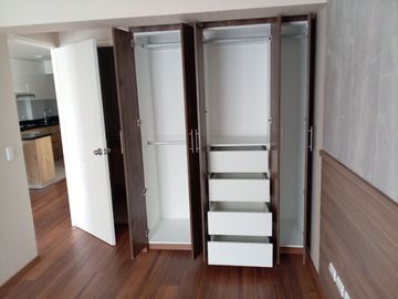 VENTA DE DUPLEX DE ESTRENO, 6TO PISO, 142.75 M2, 3 DORMITORIOS, 3 BAÑOS, TERRAZA, CO-WORKING