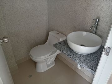 VENTA DE DUPLEX DE ESTRENO, 6TO PISO, 142.75 M2, 3 DORMITORIOS, 3 BAÑOS, TERRAZA, CO-WORKING