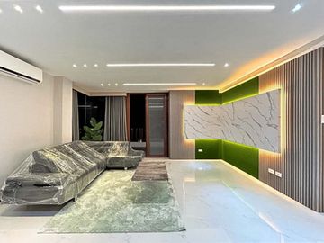 Brand New Modern House for sale with Swimming Pool in Vista Grande Talisay