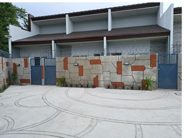 3 units one bedroom loft type Apartment for SALE in Malabanias Angeles City