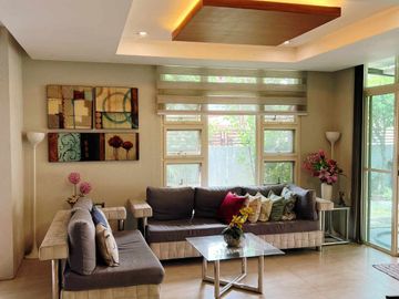 CORNER BUNGALOW HOUSE FOR SALE LOCATED AT CITY OF SAN FERNANDO NEAR VISTA MALL, PAMPANGA